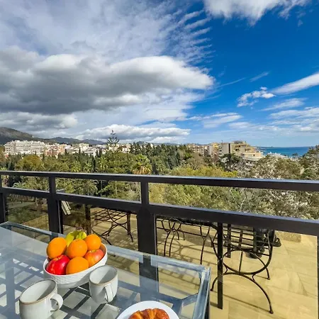Апартаменты Skol 617 Beachfront Two-bedrooms Duplex With Sea Views *