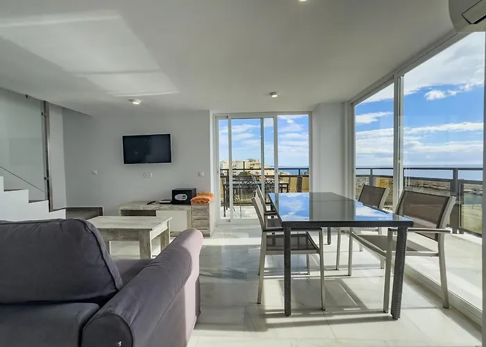 Skol 617 Beachfront Two-bedrooms Duplex With Sea Views Appartamento